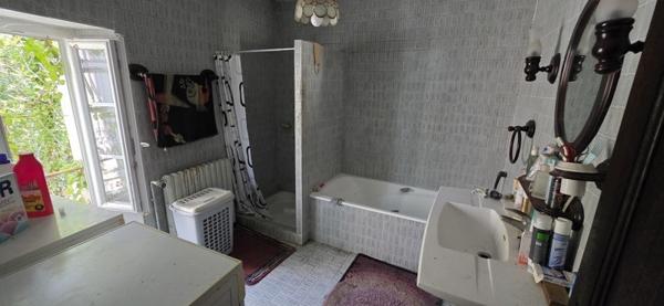 Maison à vendre |  Lamagdelaine |  9 pièces | 262 m²