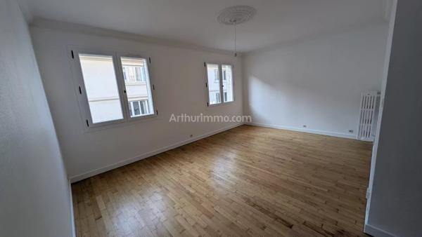 Location                                                      Appartement
                        
                     4 pièces                      85 m2                     à Rennes