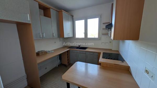 Location                                                      Appartement
                        
                     4 pièces                      85 m2                     à Rennes