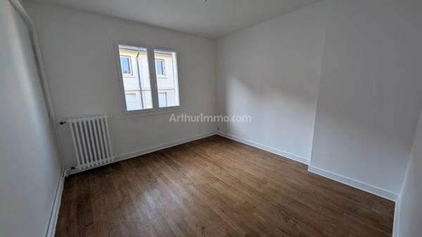 Location                                                      Appartement
                        
                     4 pièces                      85 m2                     à Rennes