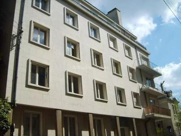 Location                                                      Appartement
                        
                     4 pièces                      85 m2                     à Rennes