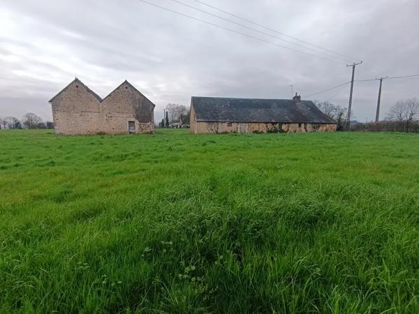 Maison à rénover avec + de 250 m2 de dépendances