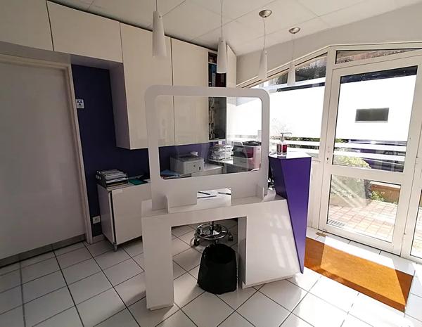 RARE SUR BUXEROLLES CENTRE