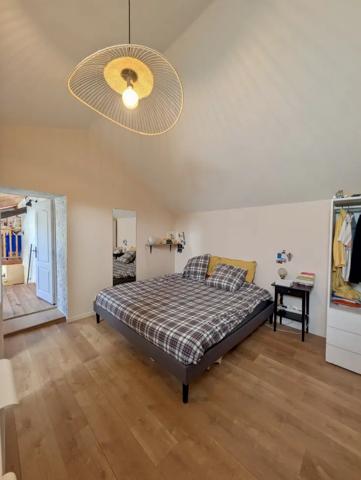Maison de caractère 85 m2 | Pierre & poutres | Jardin arboré