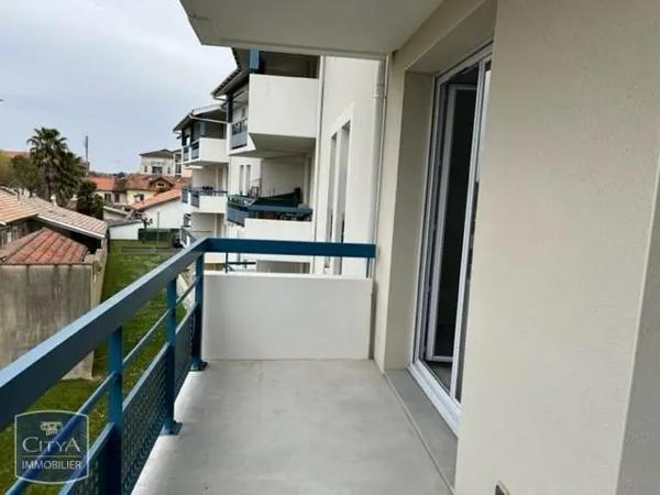 Appartement à louer 2 pièces 47.5m² Dax (40100)