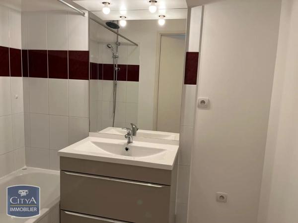 Appartement à louer 2 pièces 47.5m² Dax (40100)