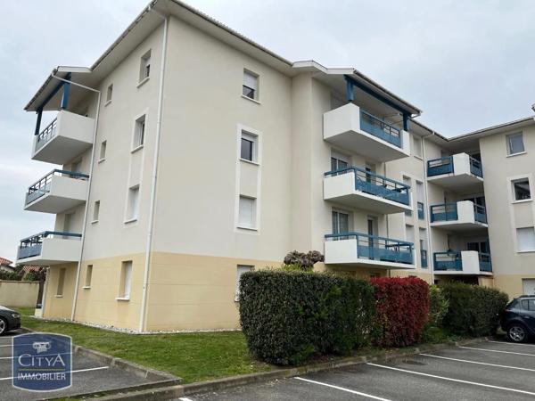Appartement à louer 2 pièces 47.5m² Dax (40100)
