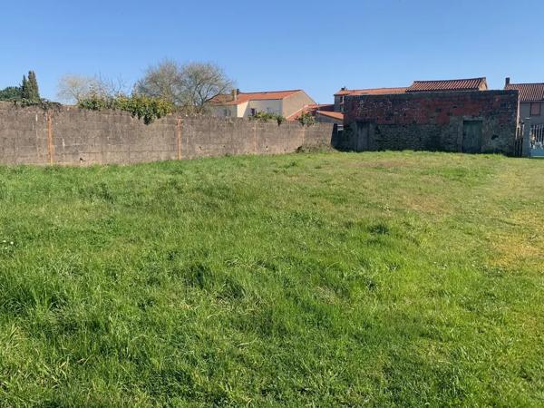 Maison de bourg sur parcelle de 439 M2