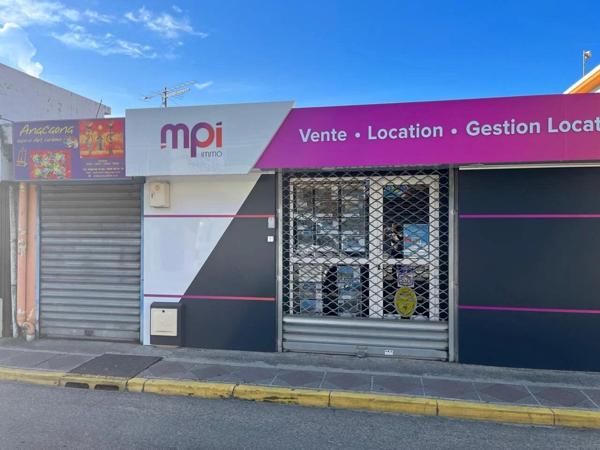 Vente Local commercial à Sainte-Luce