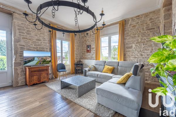 Maison à vendre 7 pièces 234 m² Mâcon