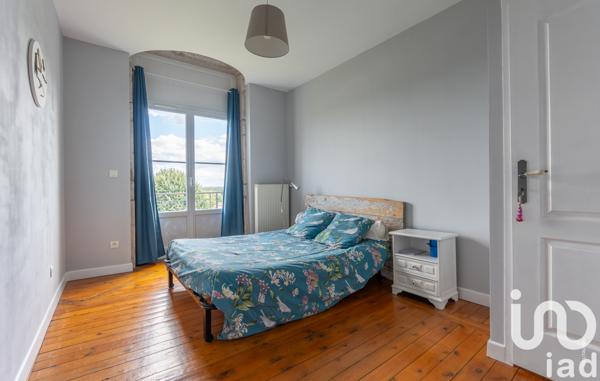 Maison à vendre 7 pièces 234 m² Mâcon