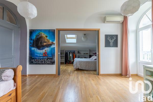 Maison à vendre 7 pièces 234 m² Mâcon