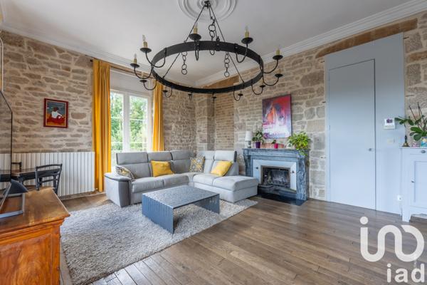 Maison à vendre 7 pièces 234 m² Mâcon