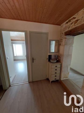 Maison 4 pièces de 120 m² à Saint-Just-Luzac (17320)