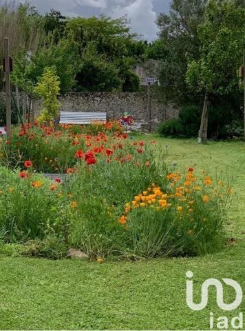 Maison 4 pièces de 120 m² à Saint-Just-Luzac (17320)