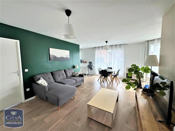 Appartement à louer 3 pièces 75.8m² Lille (59000)
