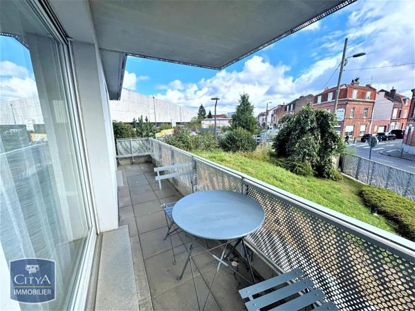 Appartement à louer 3 pièces 75.8m² Lille (59000)