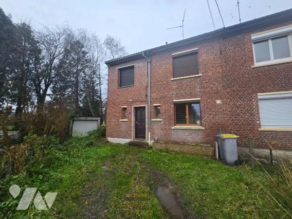 Maison à Vendre à Condé-sur-l'Escaut (59163) en Nord (59)

Découvrez cette maison semi-indivi...