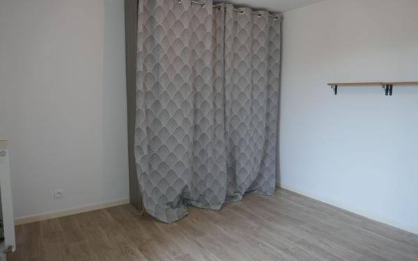 Appartement à louer    2 pièces • 45 m2 Argenteuil