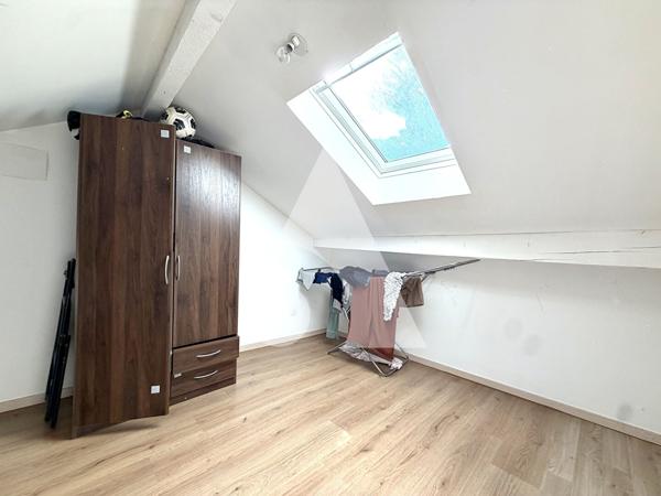 Immeuble 12 pièces 150 m2