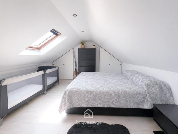 Maison 4 chambres idéalement située avec Garage !!
