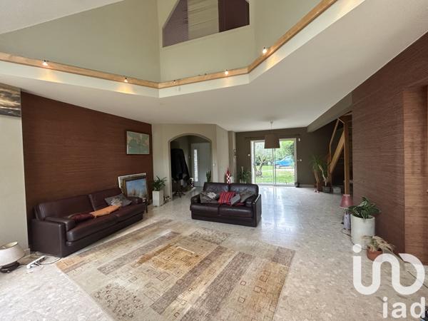 Maison à vendre 8 pièces 186 m² Les Garennes sur Loire