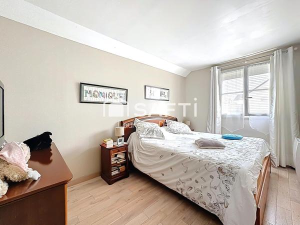 Belle maison 4 CHAMBRES avec JARDIN et GARAGE