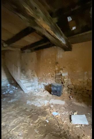 Ensemble de 3 maisons à rénover AIRVAULT (79)