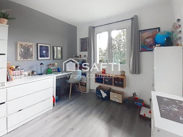 EXCLUSIVITÉ – Maison de plain-pied 3 chambres avec garage et combles aménageables