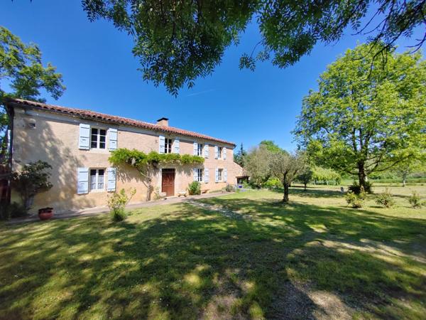 Authentique maison gasconne du XIXᵉ siècle – Charme et sérénité à 20 minutes au nord d’Auch et à 5 minutes de Jegun