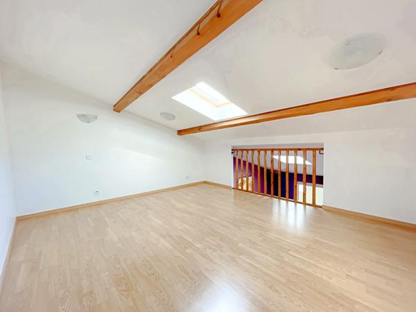 Maison 4 pièces - 142 m² Exclusivité efficity