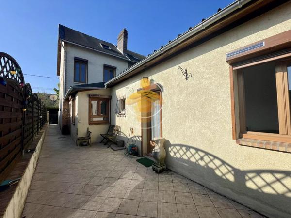Vente                                                      Maison
                        
                     6 pièces                      140 m2                     à Tergnier