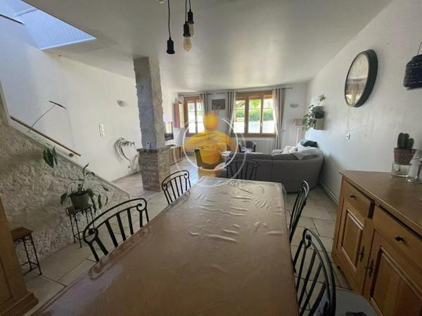 Vente                                                      Maison
                        
                     6 pièces                      140 m2                     à Tergnier