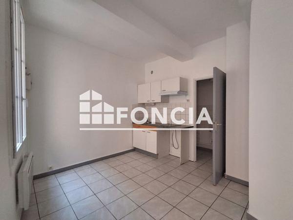 Location Appartement 2 pièces 25.14 m² - 10 RUE SAINT CHARLES Nimes 30000