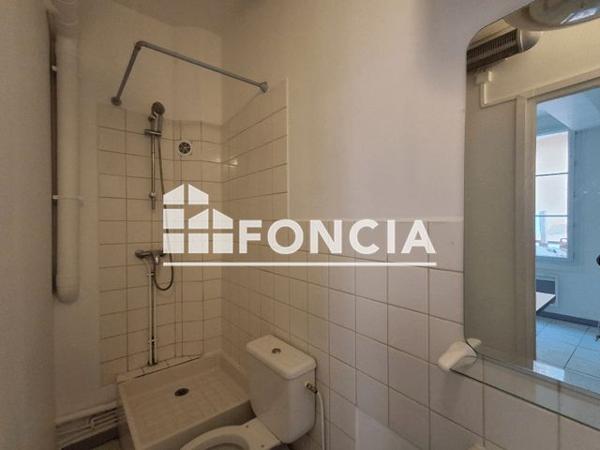 Location Appartement 2 pièces 25.14 m² - 10 RUE SAINT CHARLES Nimes 30000