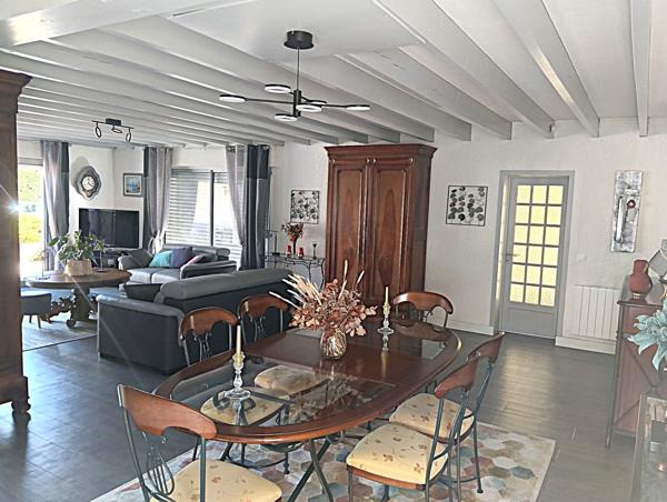 Maison 8 pièce(s) 4 chambre(s) 176 m²