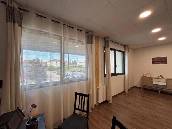 Local professionnel à louer 41.09m² Montbéliard (25200)