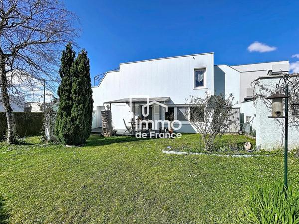 Maison à vendre à Saint-Genis-Pouilly (01630)