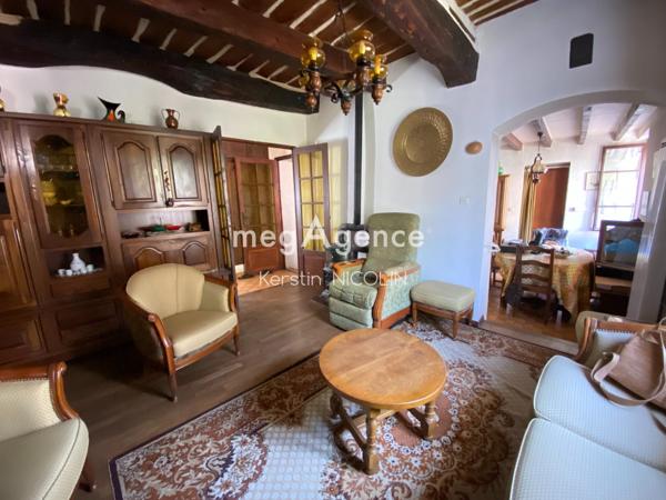 Maison à MEOUNES-LES-MONTRIEUX, 83136 - 4 pièces 83m²