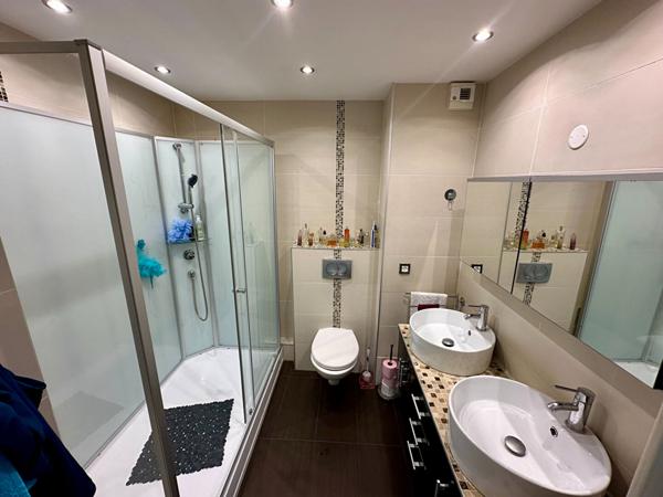 La Ciotat Appartement de 4 pièces en dernier étage avec garage