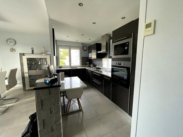 La Ciotat Appartement de 4 pièces en dernier étage avec garage