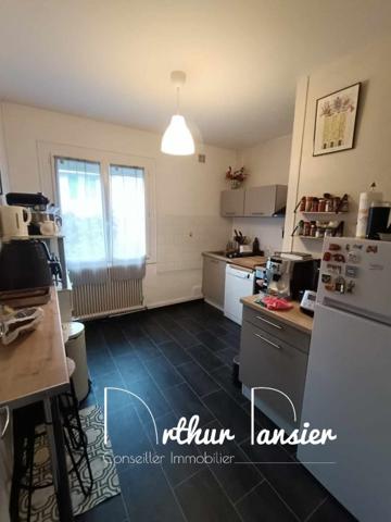 Immeuble Pineuilh 240 m²