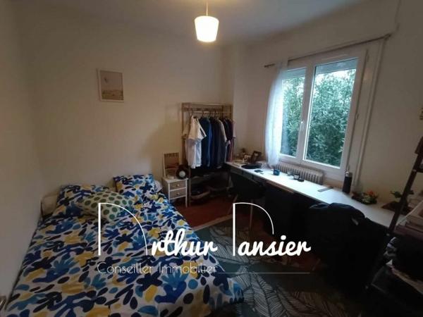 Immeuble Pineuilh 240 m²