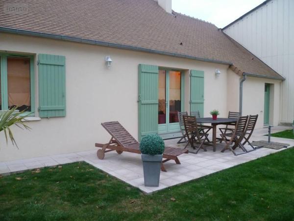 Maison à louer à Courgenard dans la Sarthe (72320), ref : 72085-L462