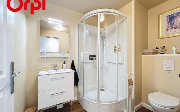 Maison à vendre    5 pièces • 128 m2 Abrest