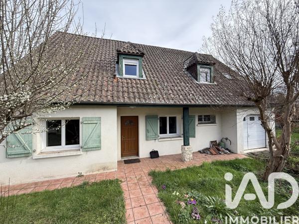 Maison à vendre 6 pièces 150 m² Saint-Pantaléon-de-Larche