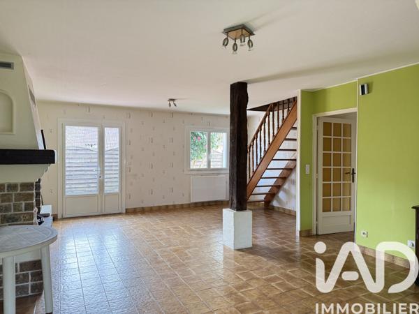 Maison à vendre 6 pièces 150 m² Saint-Pantaléon-de-Larche