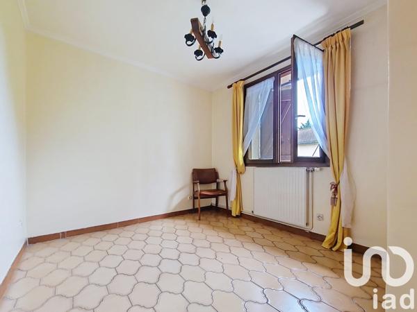 Maison à vendre 10 pièces 168 m² Saint-Martin-d'Hères