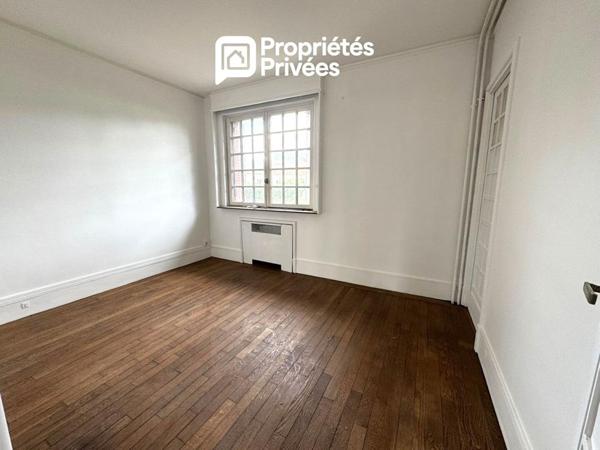 Maison de 235 m² - 5 chambres - Souvenir Français