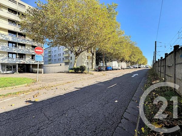Parking à vendre  10 m2 NANCY - 54